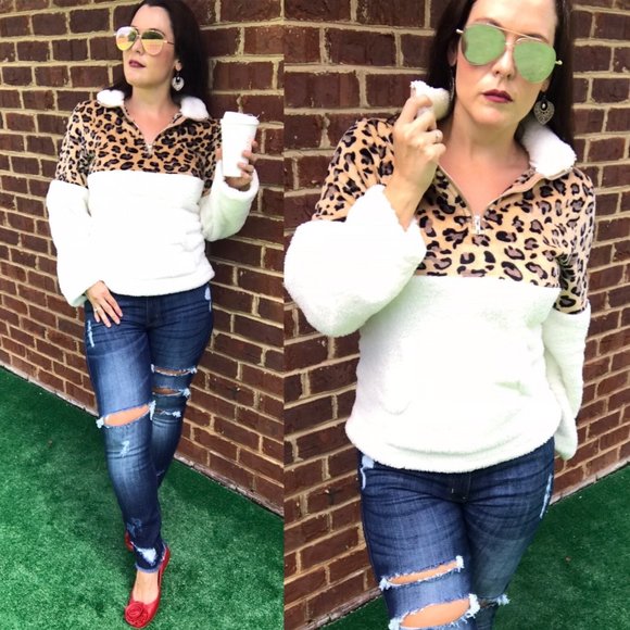 Sweaters - Leopard Sherpa Fleece Pullover Sweater